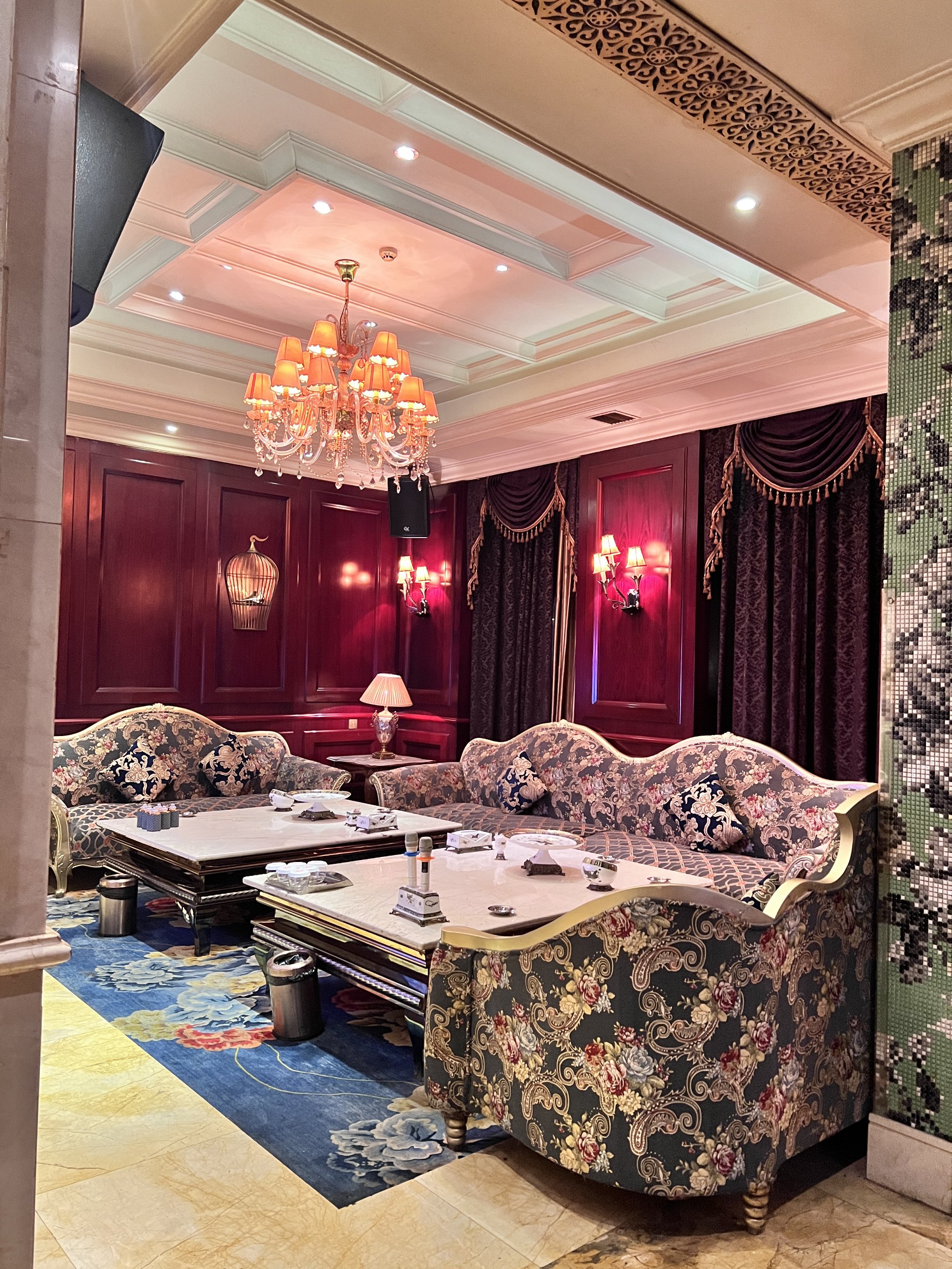 探寻“商务ktv”背后的秘密-田东县ktv预订